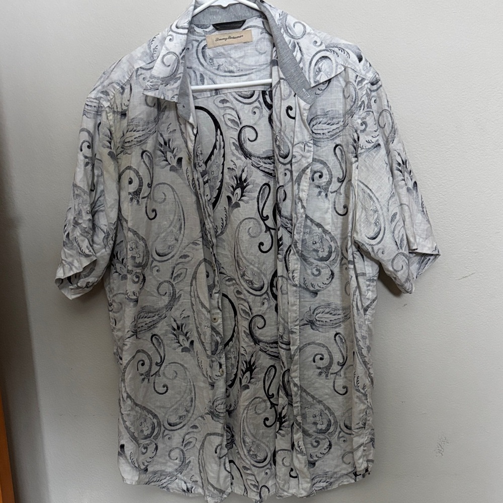 Tommy Bahama White and Gray Paisley Short-Sleeve Button-Down Shirt